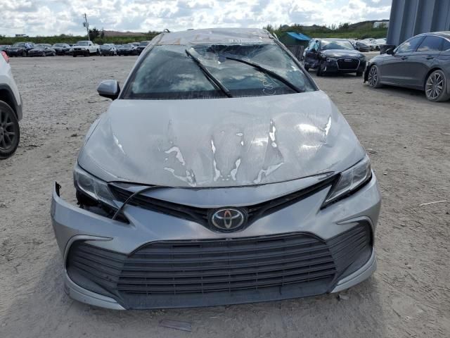 2022 Toyota Camry LE