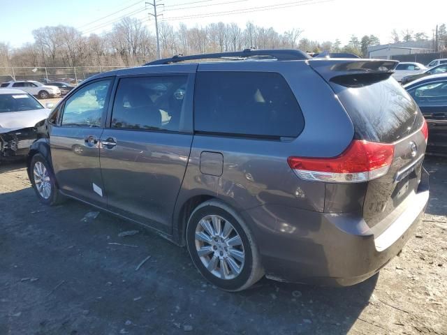 2011 Toyota Sienna XLE