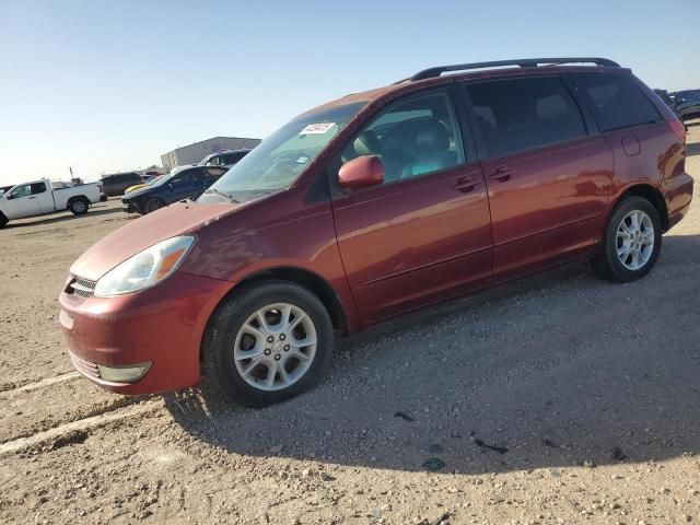 2004 Toyota Sienna XLE