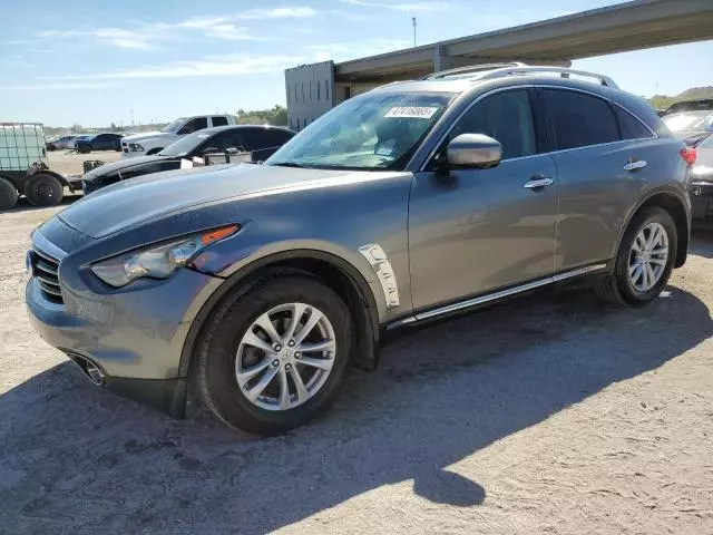 2012 Infiniti FX35