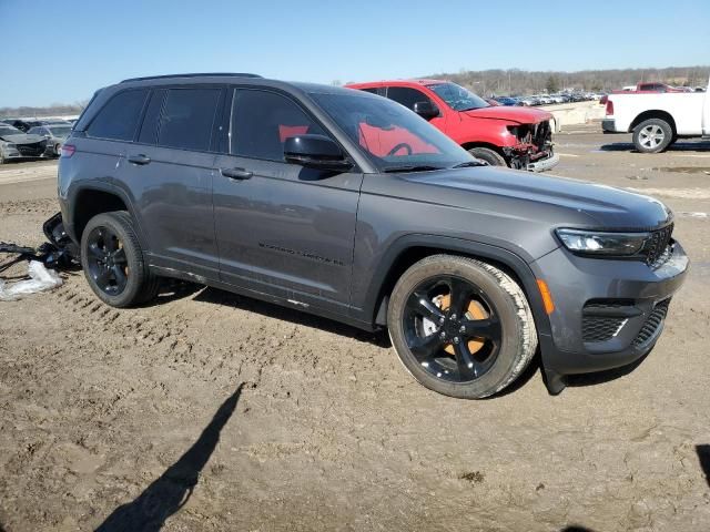 2024 Jeep Grand Cherokee Laredo