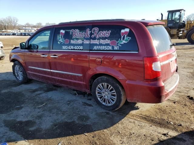 2016 Chrysler Town & Country Touring L