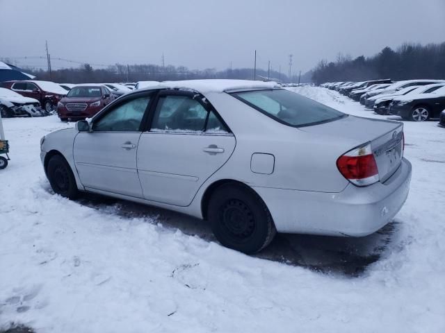 2005 Toyota Camry LE