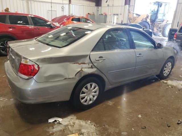 2005 Toyota Camry LE