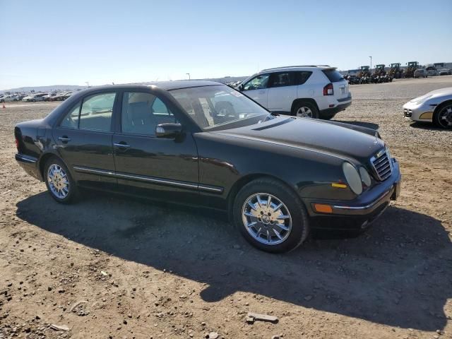 2001 Mercedes-Benz E 320