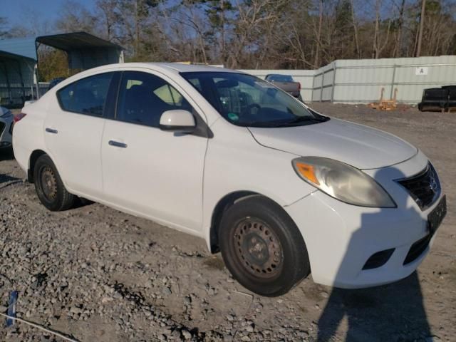 2013 Nissan Versa S