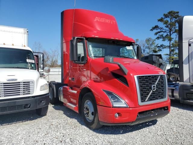 2020 Volvo VNR Semi Truck