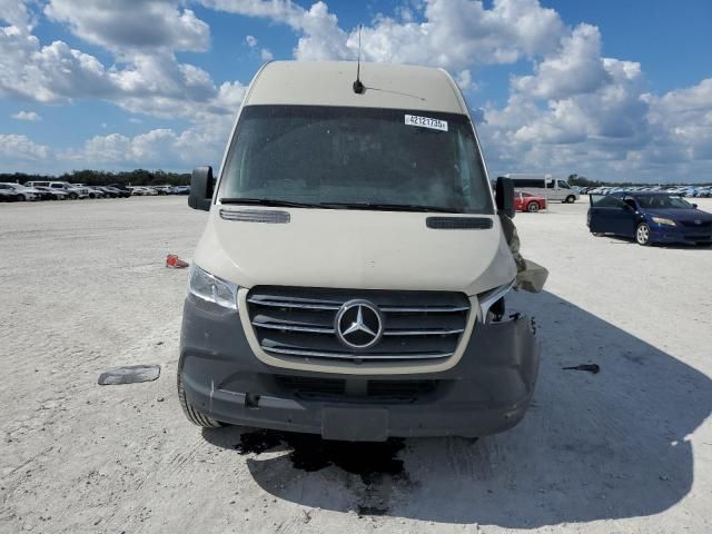 2022 Mercedes-Benz Sprinter 2500