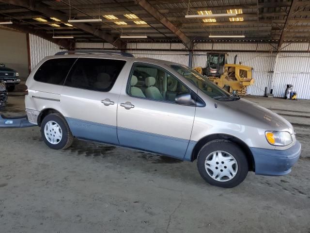 2002 Toyota Sienna CE