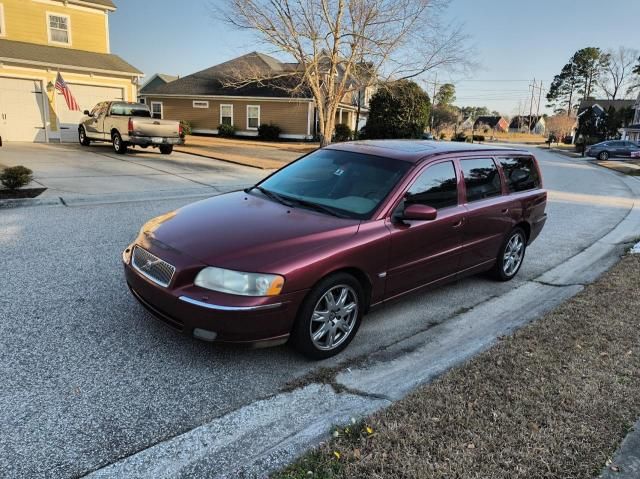 2005 Volvo V70 FWD