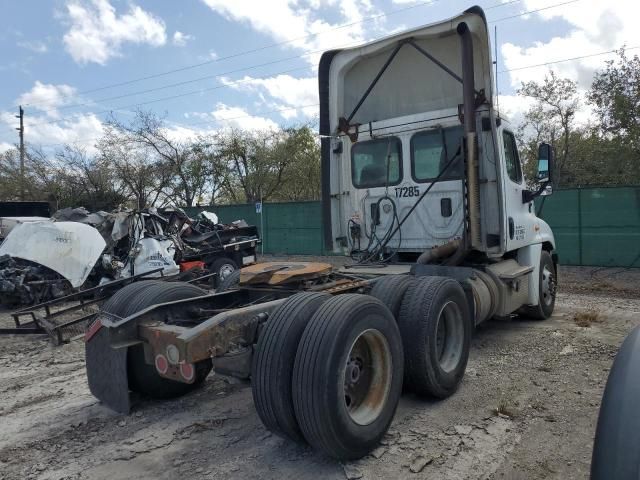 2017 Freightliner Cascadia 125