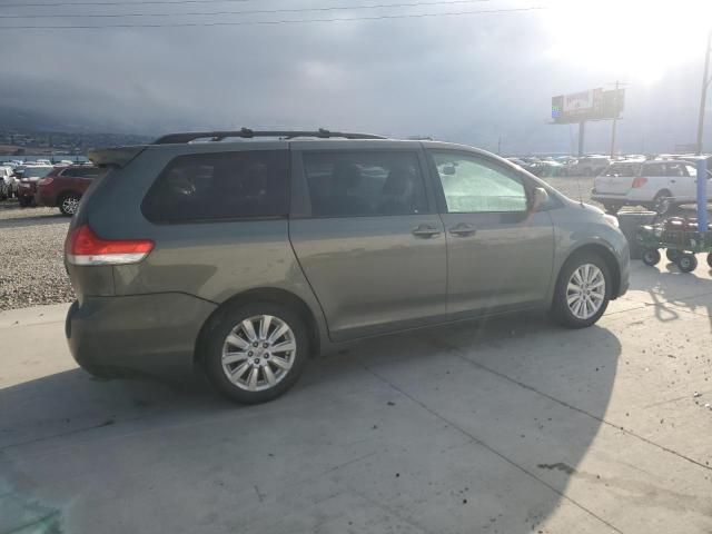 2012 Toyota Sienna XLE