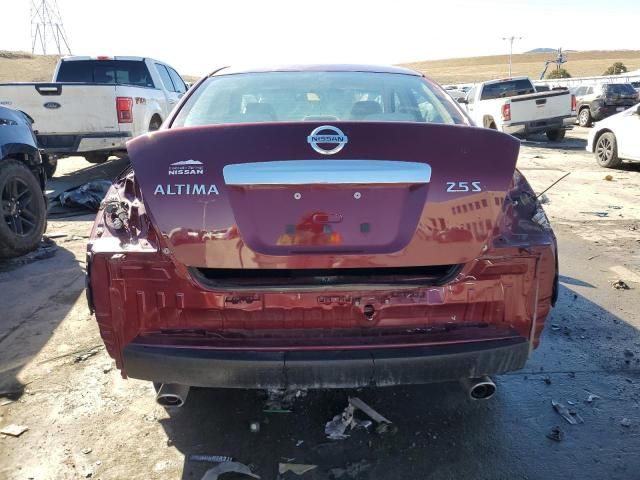 2010 Nissan Altima Base