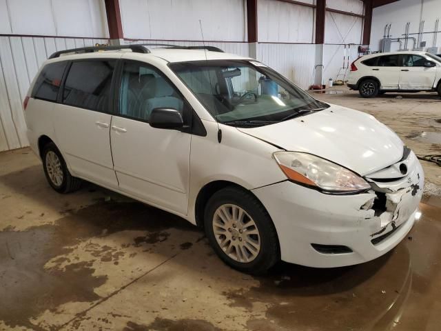 2007 Toyota Sienna LE