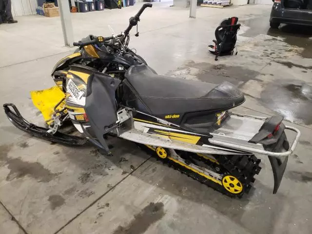 2007 Skidoo 2007 Skidoo MX Z 600