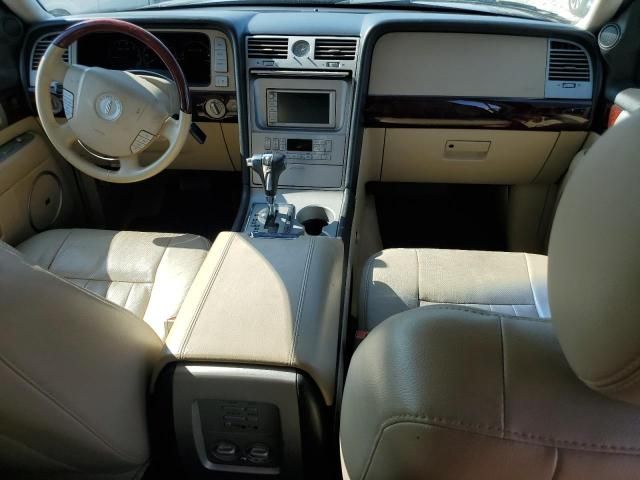 2005 Lincoln Navigator