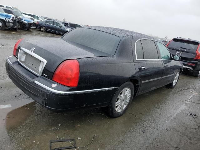 2011 Lincoln Town Car Executive L