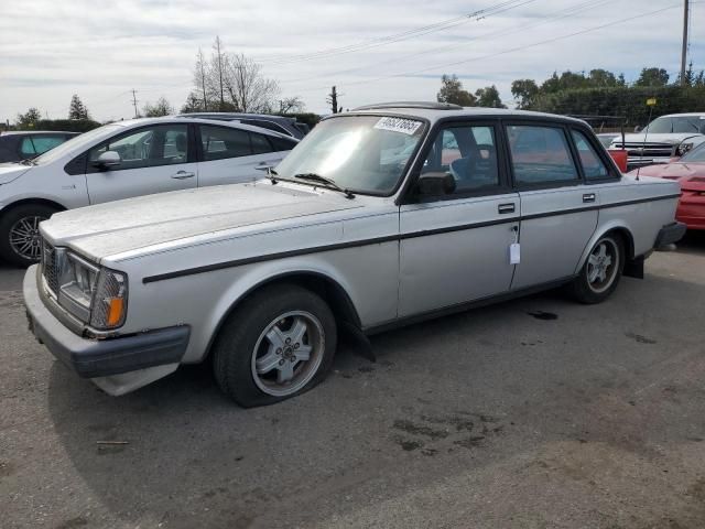 1984 Volvo 244 DLT