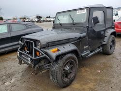 SUV salvage a la venta en subasta: 1995 Jeep Wrangler / YJ S