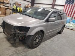 Chrysler Vehiculos salvage en venta: 2013 Chrysler Town & Country S