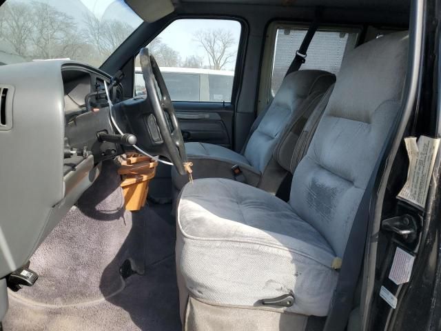 1995 Ford Econoline E150 Van