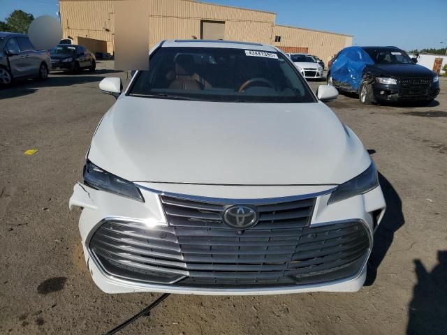 2019 Toyota Avalon XLE