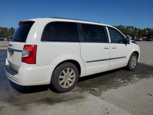 2013 Chrysler Town & Country Touring