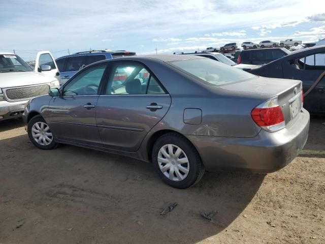 2005 Toyota Camry LE