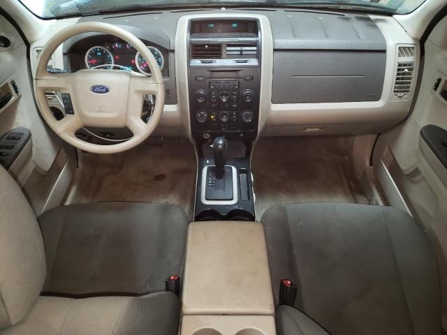 2010 Ford Escape XLS