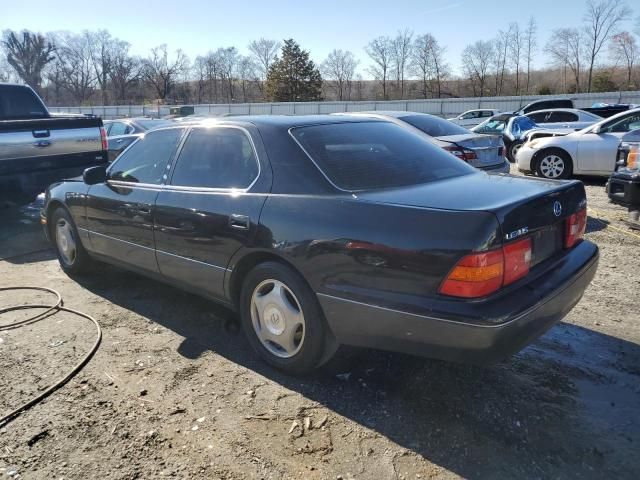 1999 Lexus LS 400