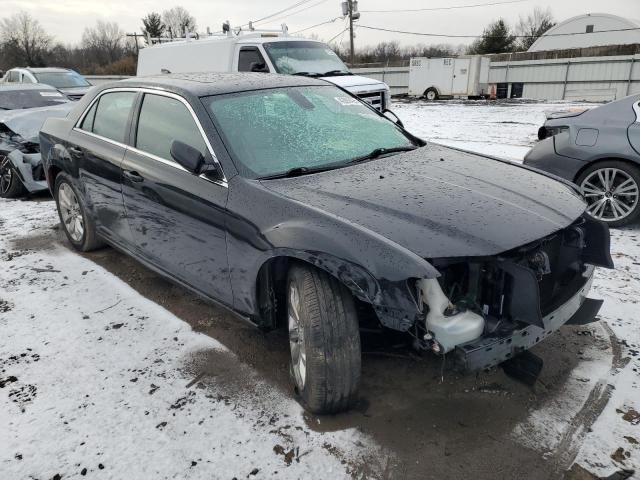 2019 Chrysler 300 Touring