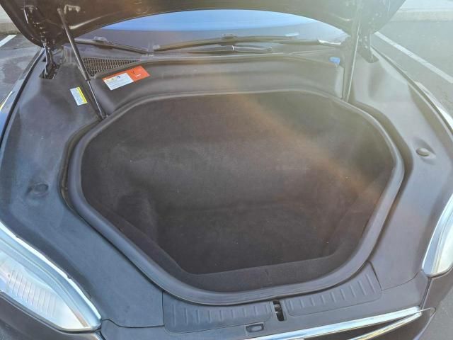 2014 Tesla Model S