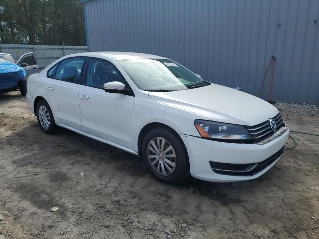 2014 Volkswagen Passat S