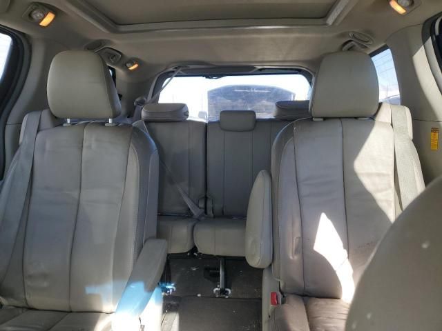 2014 Toyota Sienna XLE