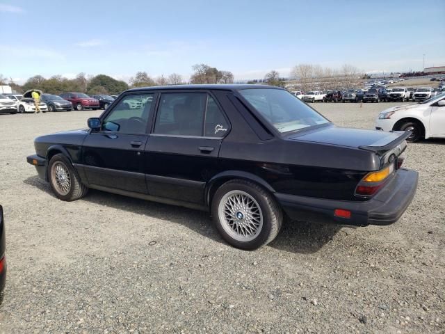 1988 BMW M5