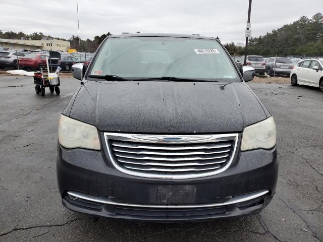 2012 Chrysler Town & Country Touring L