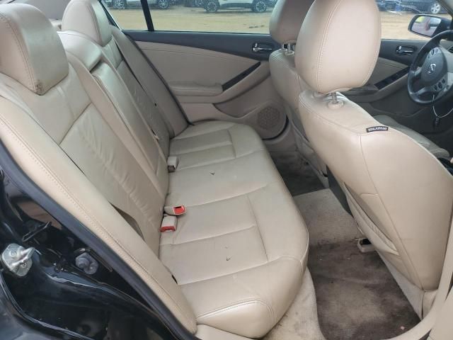 2011 Nissan Altima Base