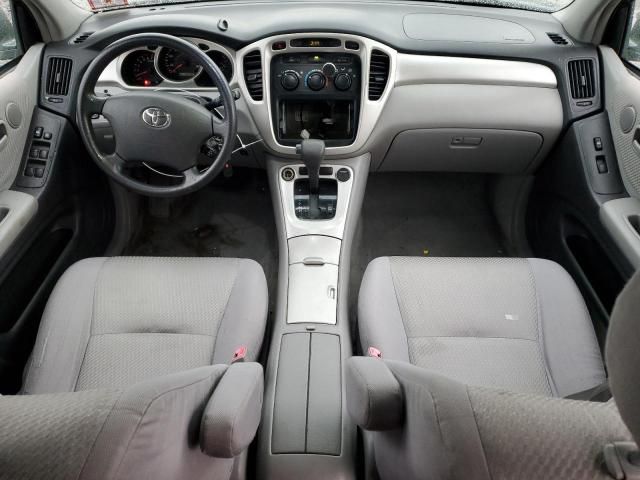 2004 Toyota Highlander Base