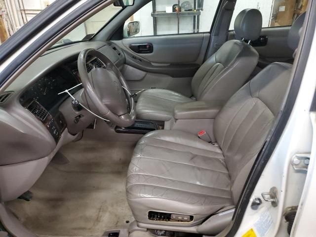 1999 Toyota Avalon XL