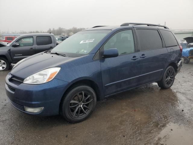 2005 Toyota Sienna XLE