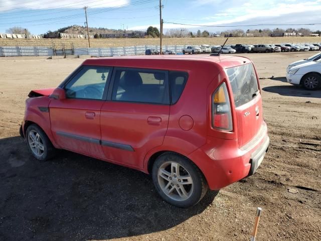 2010 KIA Soul +