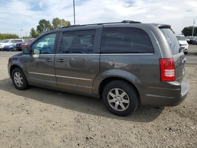 2010 Chrysler Town & Country