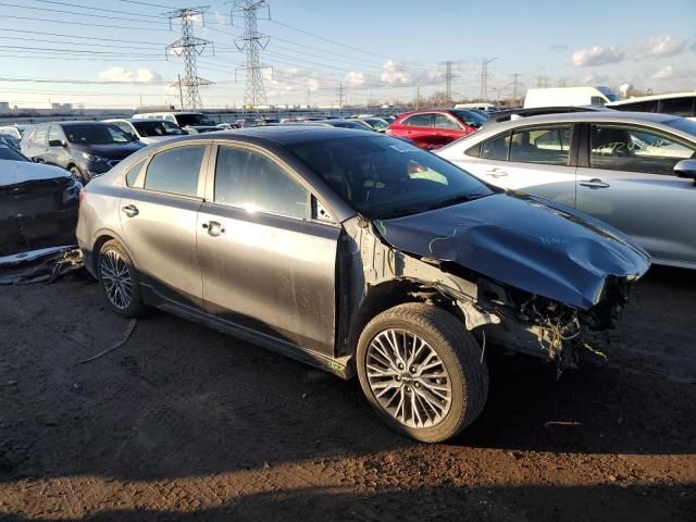 2023 KIA Forte GT Line