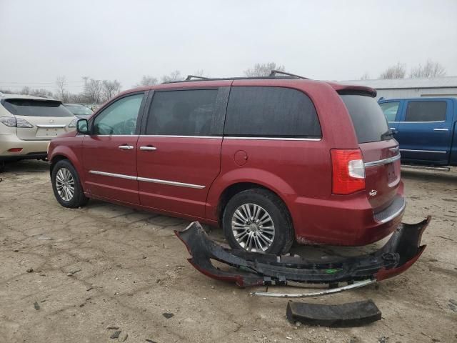 2013 Chrysler Town & Country Touring L