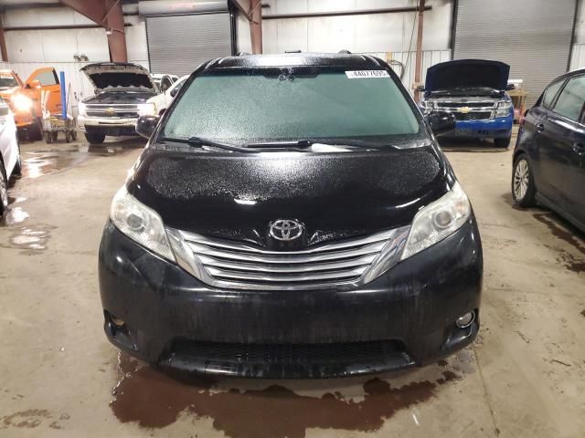 2011 Toyota Sienna XLE