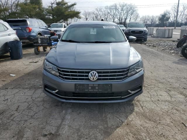 2017 Volkswagen Passat SE