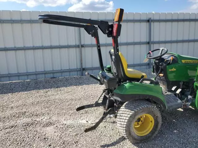 2020 John Deere 1023E