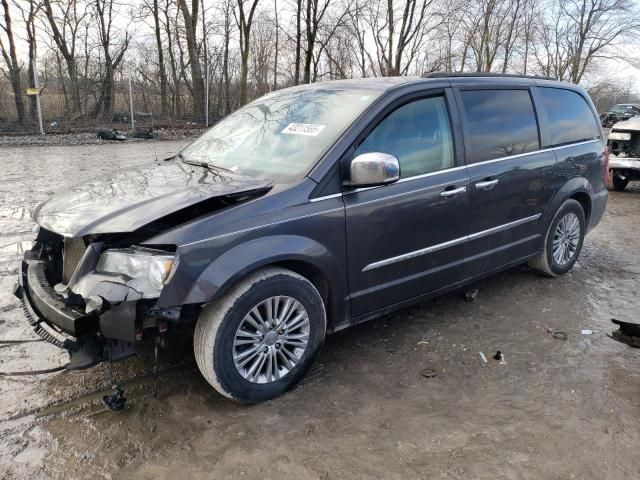 2015 Chrysler Town & Country Touring L