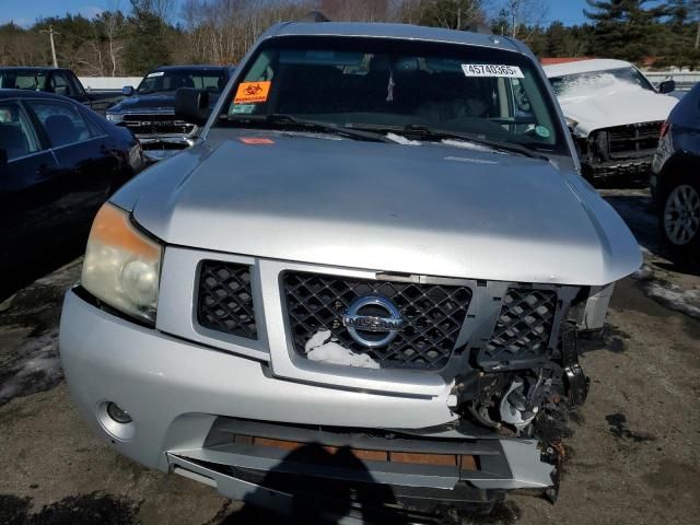 2013 Nissan Armada SV