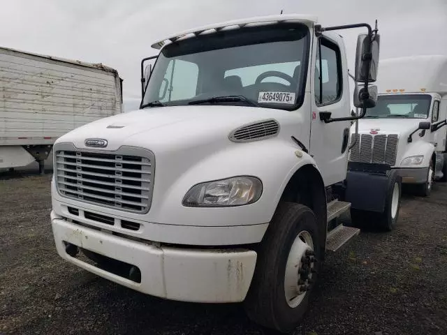 2006 Freightliner M2 106 Medium Duty